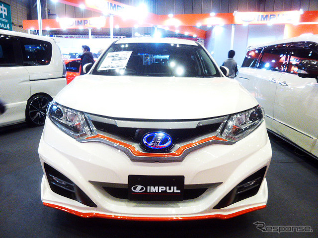 2014・2015年式車をベースとした2016年モデルを4台(IMPUL X-TRAIL、IMPUL DAYZ、IMPUL DAYZ ROOX)を公開したホシノインパル