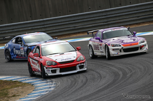 スーパー耐久開幕戦 決勝レース（2015年）