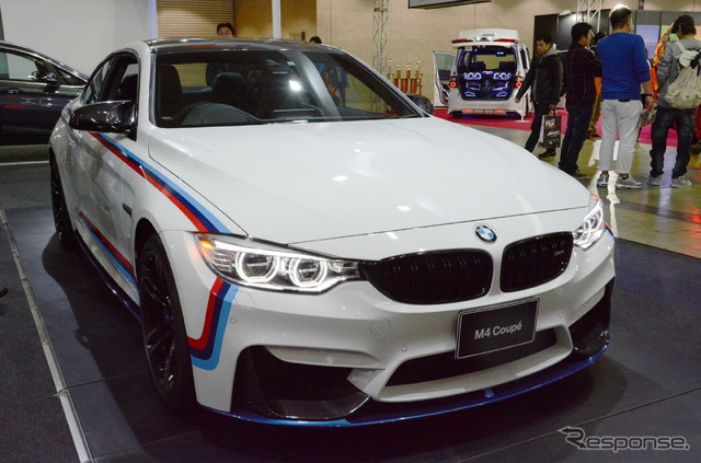 M4クーペ（東京オートサロン16）
