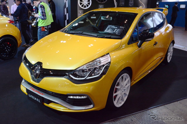 ルノー ルーテシアR.S.トロフィー(東京オートサロン16)
