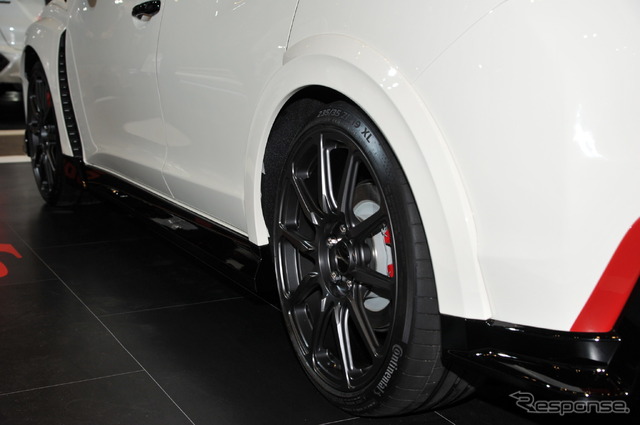 ホンダ モデューロ シビック タイプR(東京オートサロン16)