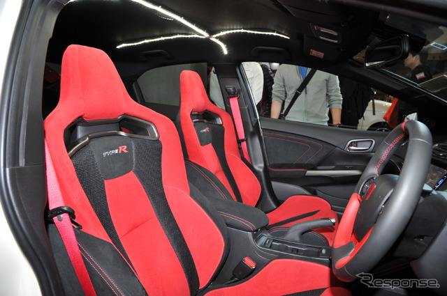 ホンダ モデューロ シビック タイプR(東京オートサロン16)