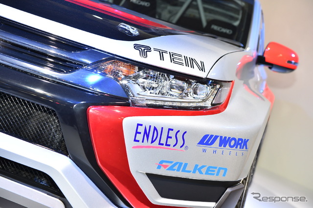 三菱 ラリーカー アウトランダーPHEV(東京オートサロン16)