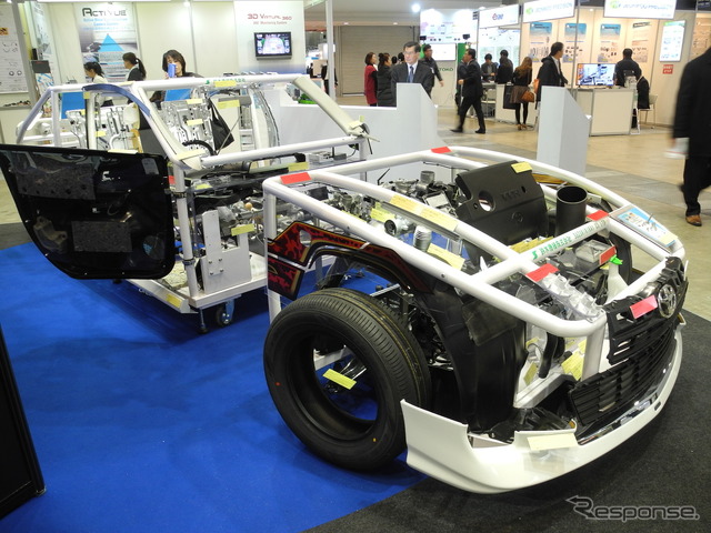 いわて産業振興センターが製作した「ショーケースカー」