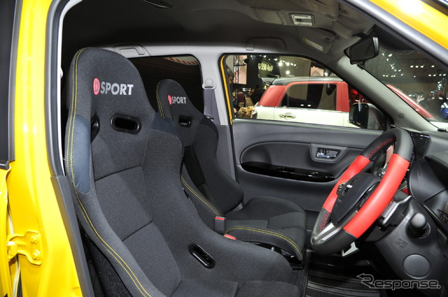 ダイハツ キャスト スポーツ D-SPORT仕様(東京オートサロン16)
