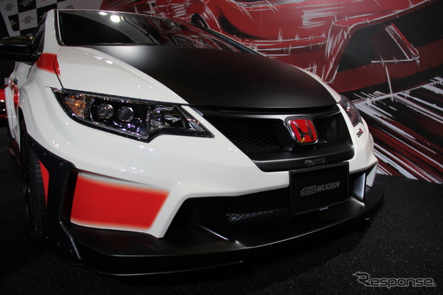 無限シビックTYPE R コンセプト(東京オートサロン2016)