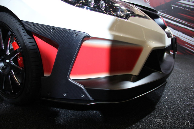無限シビックTYPE R コンセプト(東京オートサロン2016)
