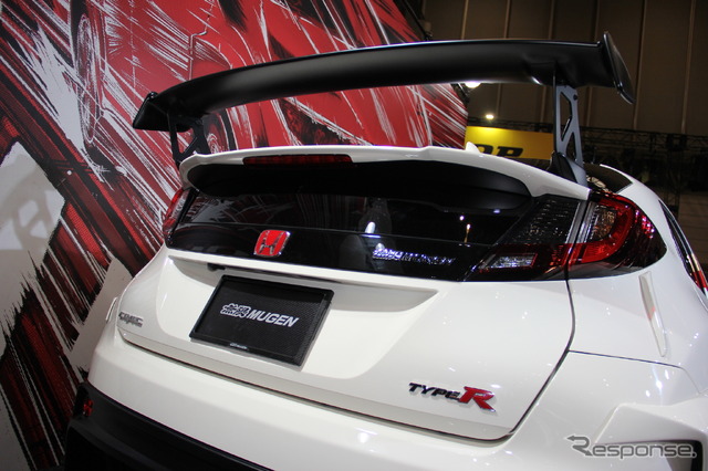 無限シビックTYPE R コンセプト(東京オートサロン2016)