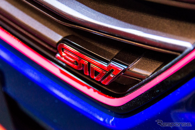 スバル レヴォーグ STI CONCEPT(東京オートサロン16)