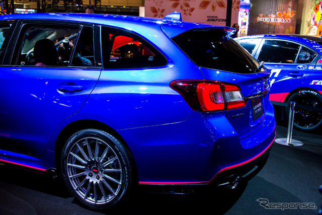 スバル レヴォーグ STI CONCEPT(東京オートサロン16)