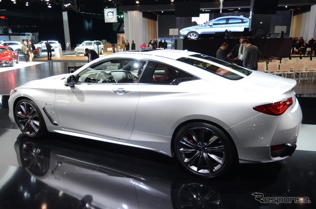 新型インフィニティQ60(日産 スカイライン クーペ)
