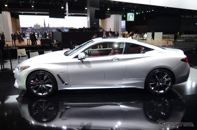 新型インフィニティQ60(日産 スカイライン クーペ)
