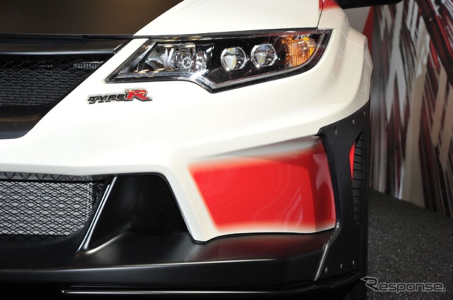 無限 シビック TYPE R コンセプト(東京オートサロン16)