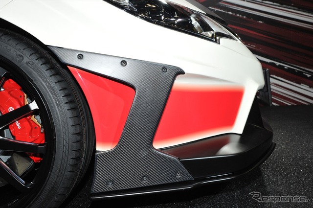 無限 シビック TYPE R コンセプト(東京オートサロン16)