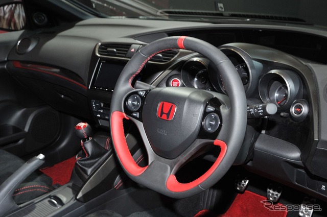 無限 シビック TYPE R コンセプト(東京オートサロン16)