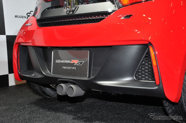無限 S660 RA プロトタイプ(東京オートサロン16)