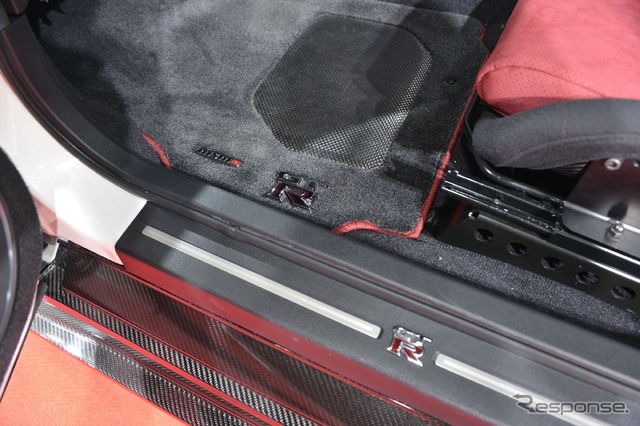 日産 GT-R NISMO N Attack Package(東京オートサロン16)