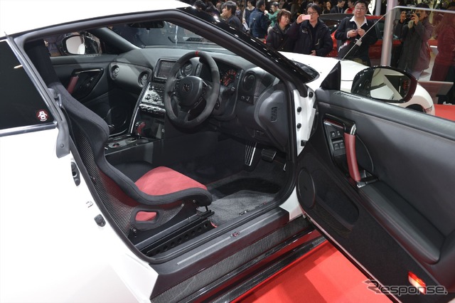 日産 GT-R NISMO N Attack Package(東京オートサロン16)