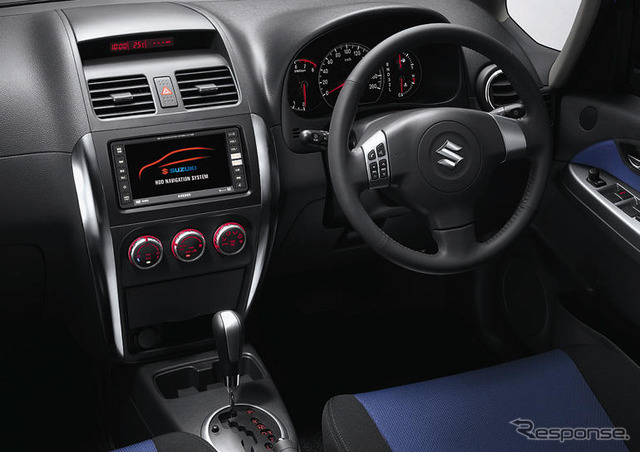 スズキ SX4 にウインター仕様のサロモンリミテッド