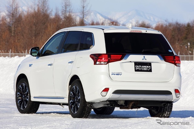 三菱 アウトランダーPHEV(写真は市販モデル)