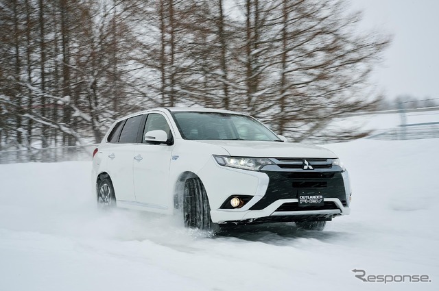 三菱 アウトランダーPHEV(写真は市販モデル)