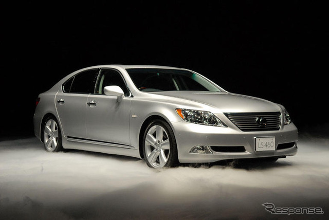 レクサス LS460 が上昇、11月の販売ランキング