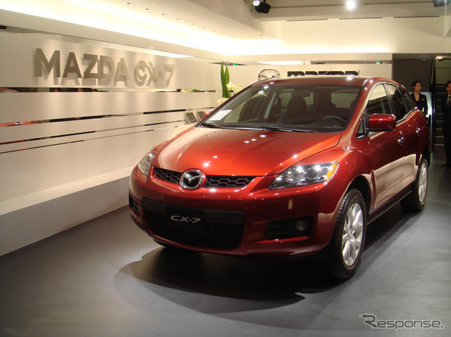 マツダ CX-7 先行展示…写真蔵