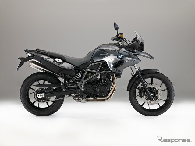 BMW F700GS