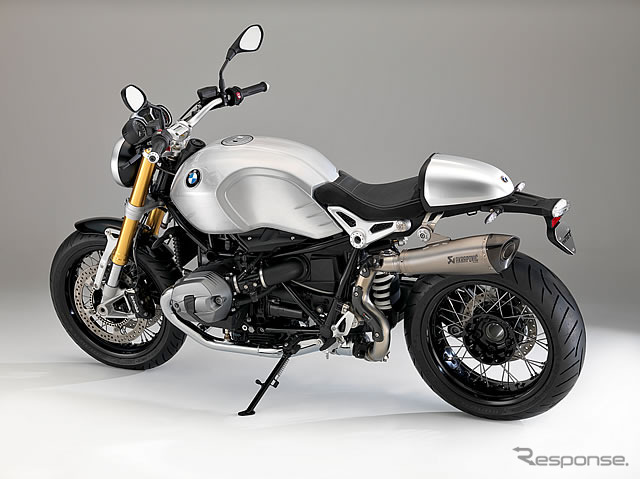 オプションのアルミタンクを装着したBMW R nineT(参考画像)