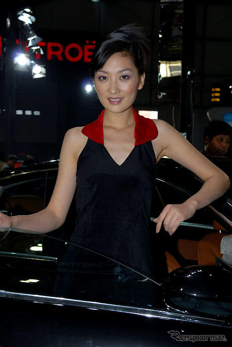 【北京モーターショー06】コンパニオン写真蔵…その4、シトロエン