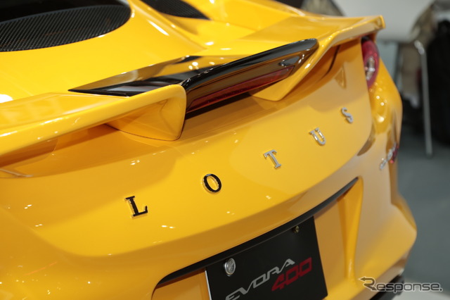 ロータス エヴォーラ400(東京オートサロン16)