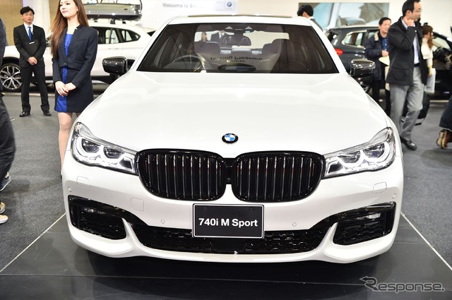 BMW 740i M Sport(東京オートサロン16)