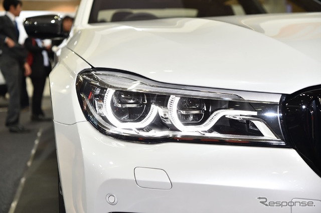BMW 740i M Sport(東京オートサロン16)