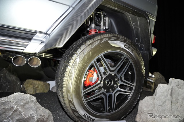 メルセデスベンツ G550 4x4 2(東京オートサロン16)