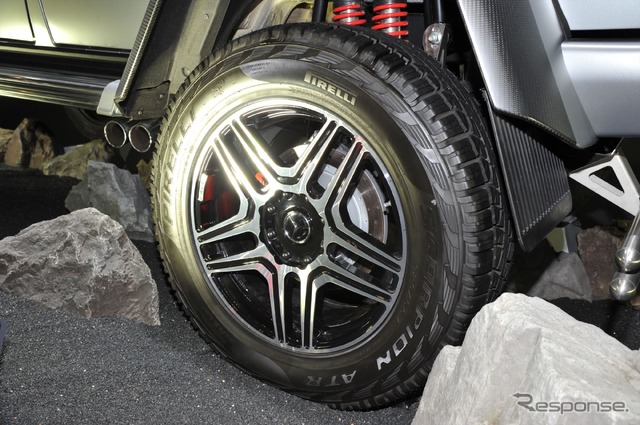 メルセデスベンツ G550 4x4 2(東京オートサロン16)