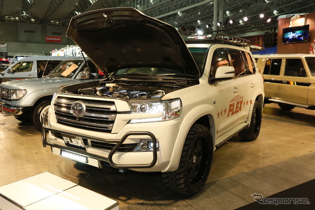 FLEX ランドクルーザー200hp(東京オートサロン16)