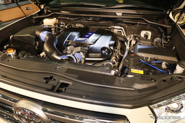 FLEX ランドクルーザー200hp(東京オートサロン16)