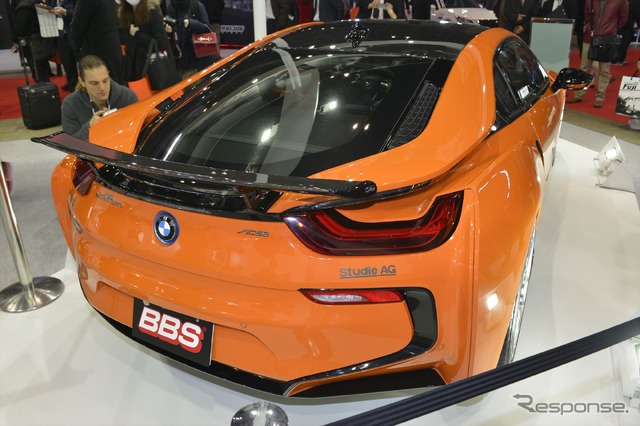 BBSジャパン BMW i8(東京オートサロン16)