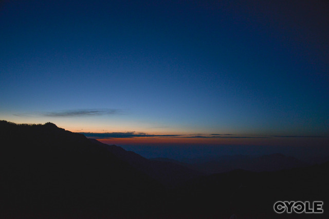10/31 5:55AM Poon hill