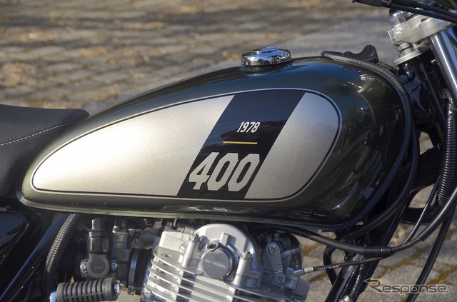 ヤマハ SR400の新色「ダークグレーイッシュリーフグリーンメタリック1」(リーフグリーン)。