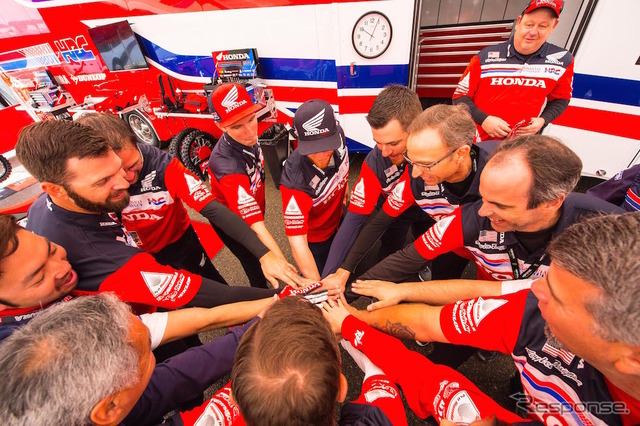 AMAスーパークロス世界選手権に参戦するTeam Honda HRC。