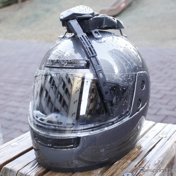ヘルメットワイパー