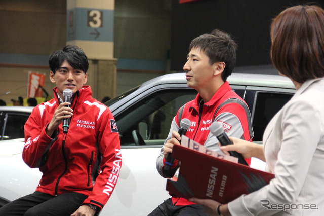 バサースト12時間を振り返る千代(左)