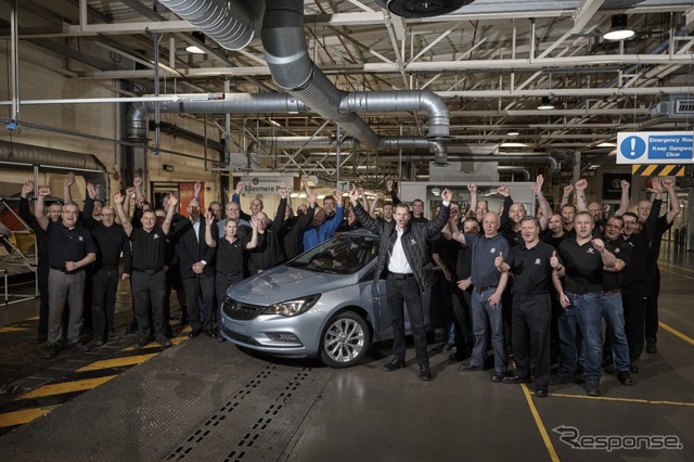 英国工場で生産が開始された新型オペルアストラ・スポーツツアラー