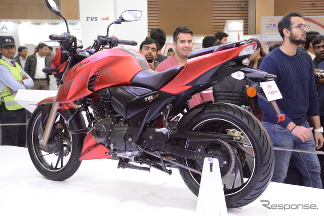 TVS APACHE RTR200 4V