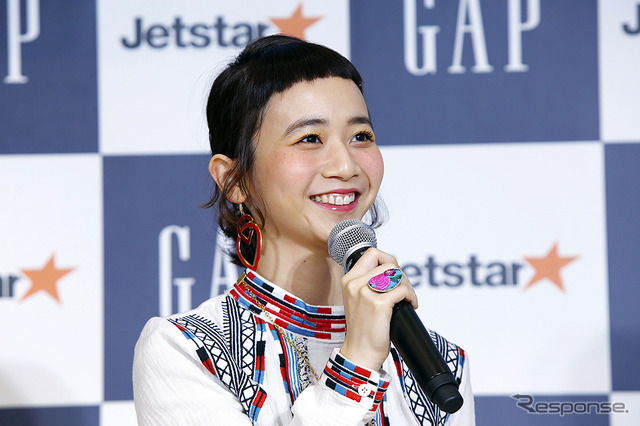 三戸なつめが登場したGap×ジェットスター「#空飛ぶデニム」イベント(東京・銀座、2月18日)