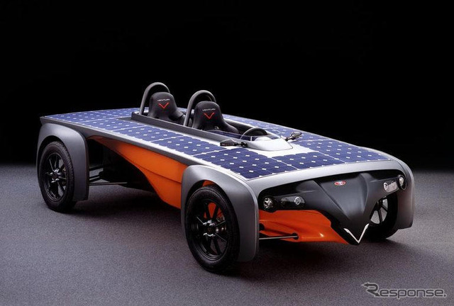 太陽電池を搭載したベンチュリ『アストロラブ』