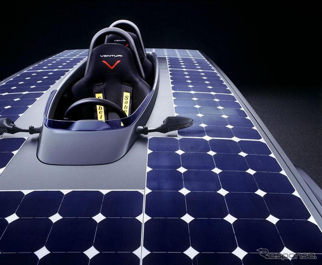 太陽電池を搭載したベンチュリ『アストロラブ』