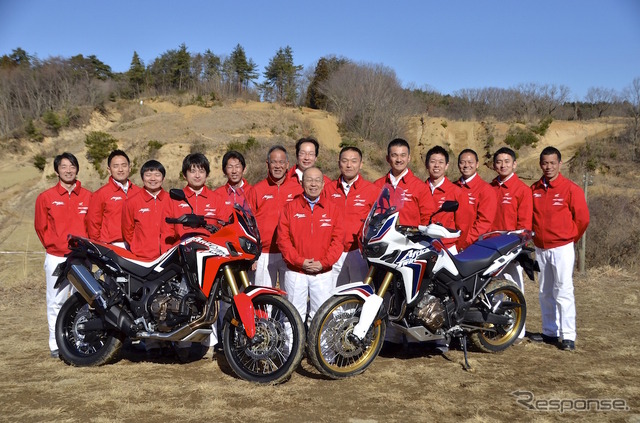 CRF1000L Africa Twin開発陣。メディア向け試乗会にて。