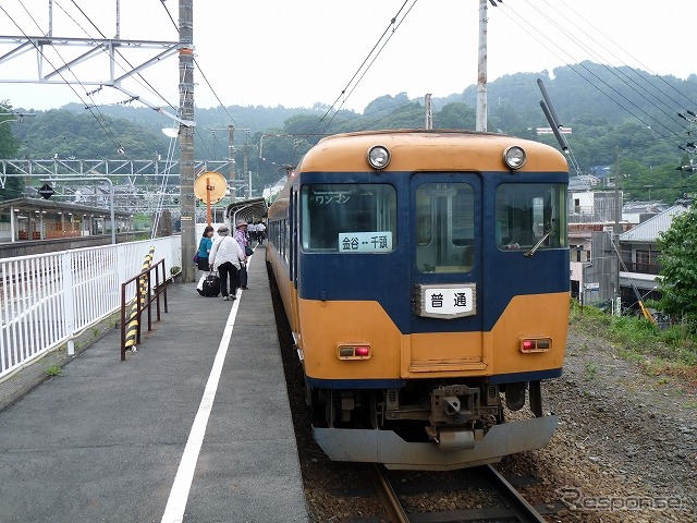 大井川鐵道は3月のダイヤ改正で昼間に普通列車を1往復増やす。写真は普通列車で運用されている旧近鉄車の16000系電車。